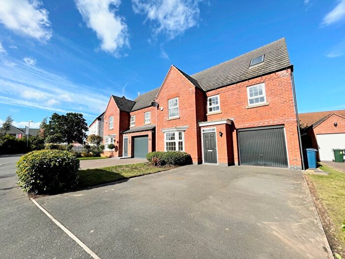 6 Bedroom Detached House To Rent In Chipmunk Way, Nottingham, NG13