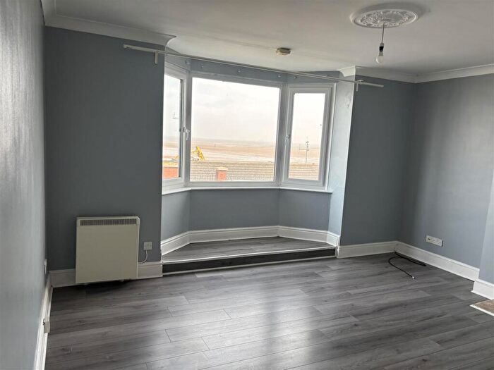 1 Bedroom Flat To Rent In Highcliff Road, Cleethorpes, DN35