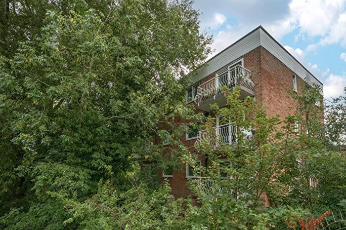 2 Bedroom Flat For Sale In Oxford, Oxfordshire, OX2