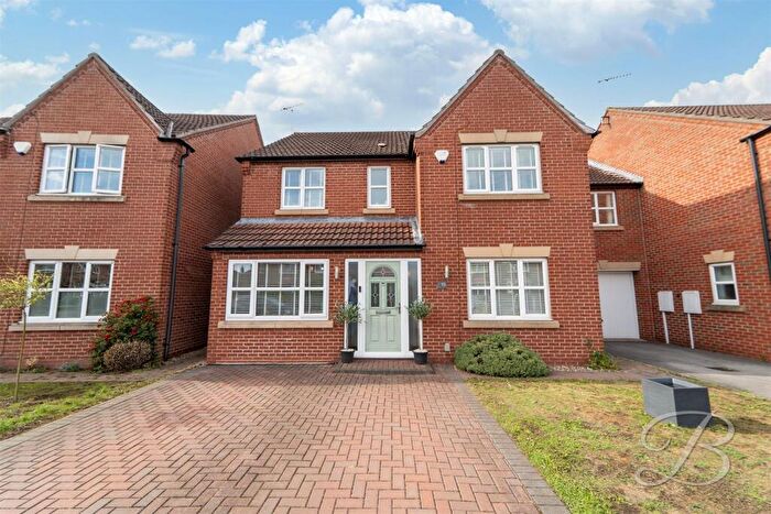 4 Bedroom Detached House For Sale In King Road, Warsop, Mansfield, NG20