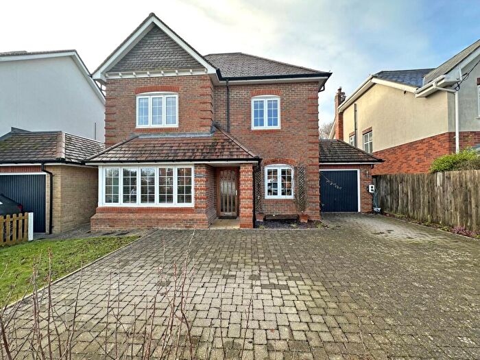 5 Bedroom Detached House For Sale In Westbeams Road, Sway, Lymington, Hampshire, SO41