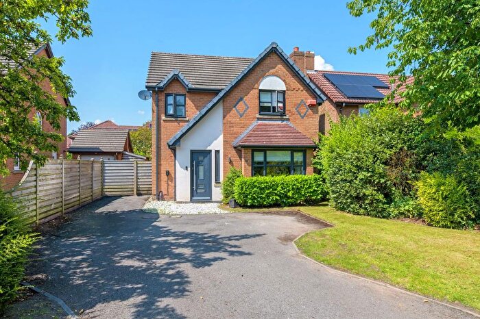 4 Bedroom Detached House For Sale In Pewterspear Green Road, Appleton, WA4