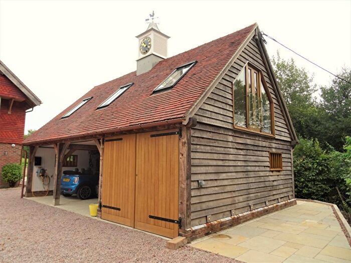 Studio To Rent In Lodge Lane, Bolney, RH17