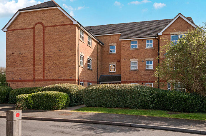 2 Bedroom Apartment For Sale In Awgar Stone Road, Headington, Oxford, OX3