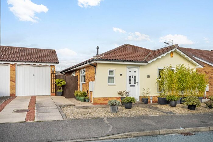 3 Bedroom Bungalow For Sale In Moorfield Way, Wilberfoss, York, YO41
