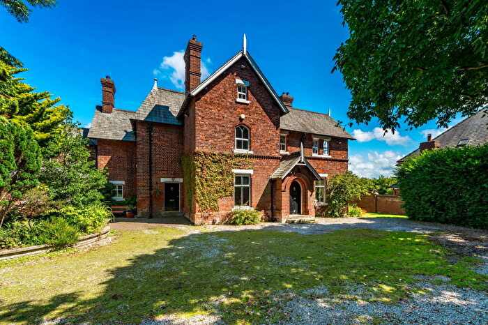 7 Bedroom Detached House For Sale In Park Lane, Poulton-le-fylde, Preesall, FY6