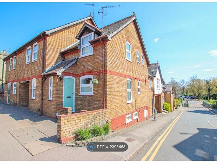 2 Bedroom End Of Terrace House To Rent In Hartham Villas, Hertford, SG14