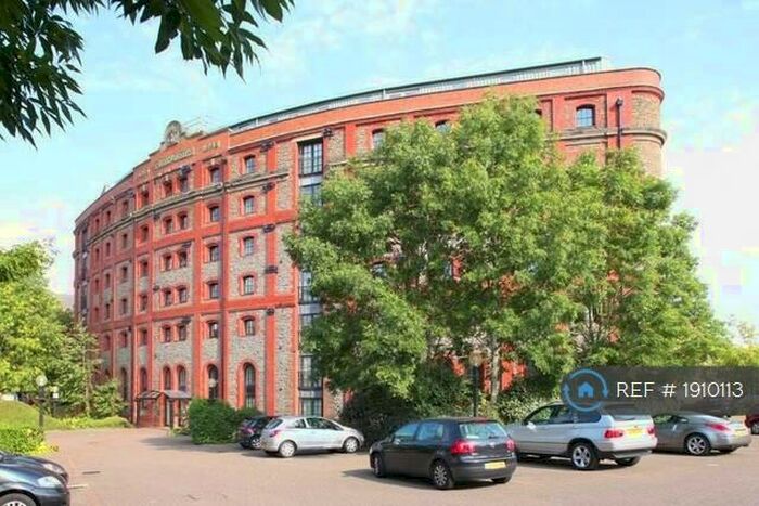 2 Bedroom Flat To Rent In Spillers & Bakers, Cardiff, CF10