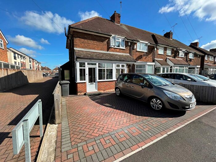 3 Bedroom House To Rent In Abbey Park Road, Leicester, LE4