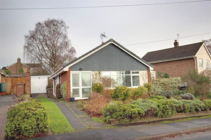 2 Bedroom Detached Bungalow For Sale In Parklands Drive, North Ferriby, HU14
