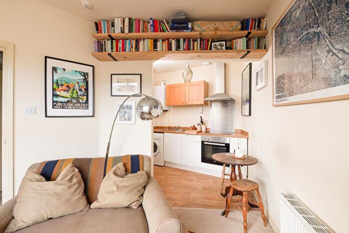 1 Bedroom Flat For Sale In Chalks Road, St George, BS5