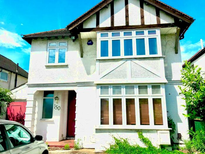 4 Bedroom Detached House To Rent In Kent House Road, Beckenham, BR3