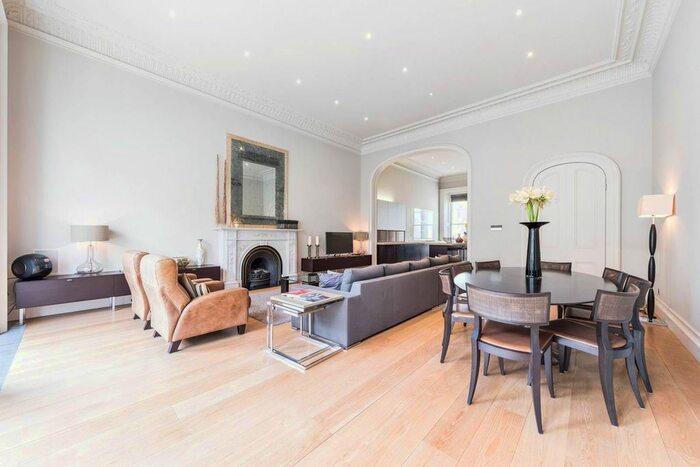 1 Bedroom Flat To Rent In Cornwall Gardens, South Kensington, London, SW7