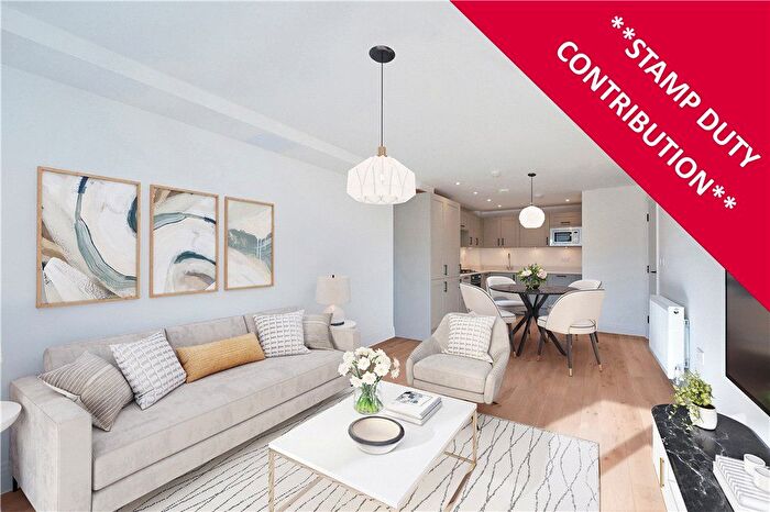 1 Bedroom Flat For Sale In Ruxley Lane, Ewell, KT19