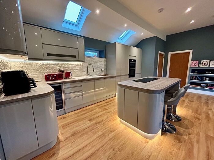 4 Bedroom Detached House For Sale In Butt Road, Bingham, Nottingham, NG13