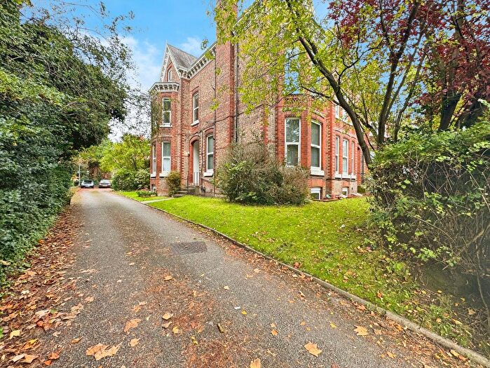 2 Bedroom Flat To Rent In Brunswick Road, Withington, Manchester, M20