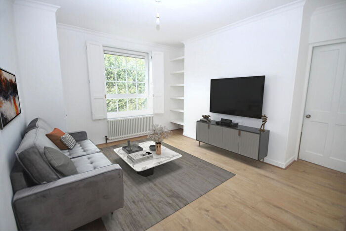 2 Bedroom Apartment To Rent In Provost Estate, Hoxton, London, N1