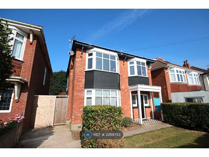 6 Bedroom Detached House To Rent In Namu Road, Bournemouth, BH9