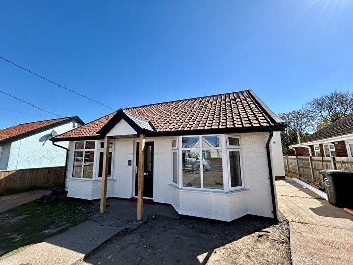 3 Bedroom Detached Bungalow To Rent In Bucklesham Road, Kirton, IP10