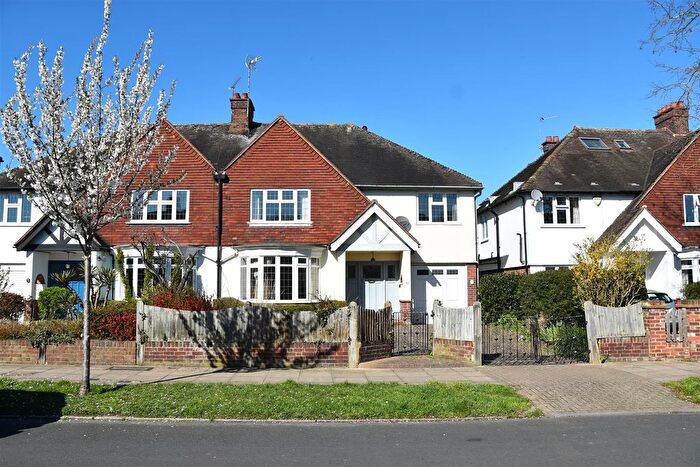 4 Bedroom Semi Detached House For Sale In Devonshire Gardens, London, W4