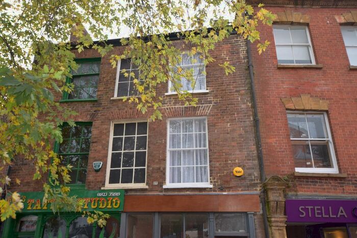 1 Bedroom Maisonette To Rent In High Street, Taunton, Somerset, TA1