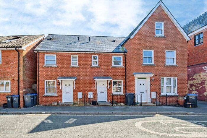 2 Bedroom Terraced House For Sale In Coldharbour Lane, Salisbury, SP2