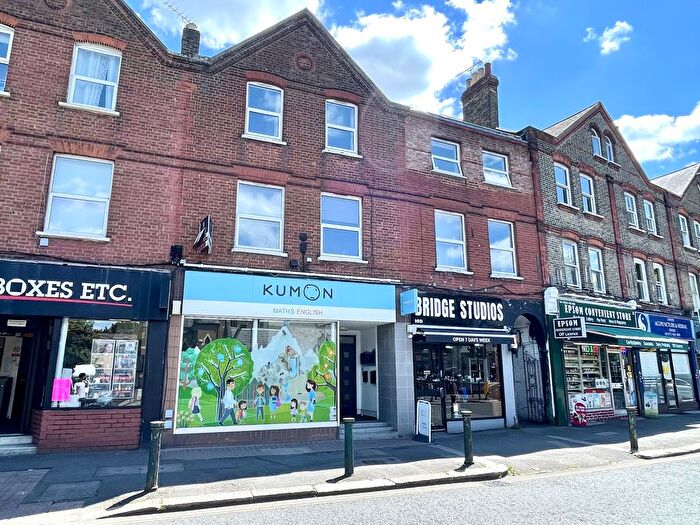 1 Bedroom Flat For Sale In East Street, Epsom, KT17