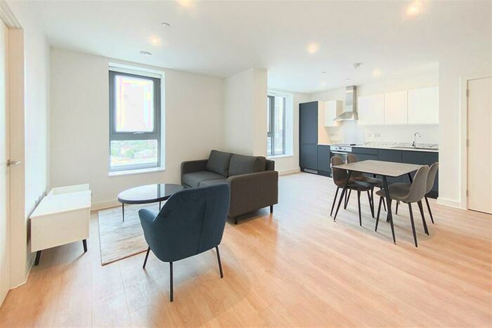 2 Bedroom Apartment To Rent In Laurence Place, M3