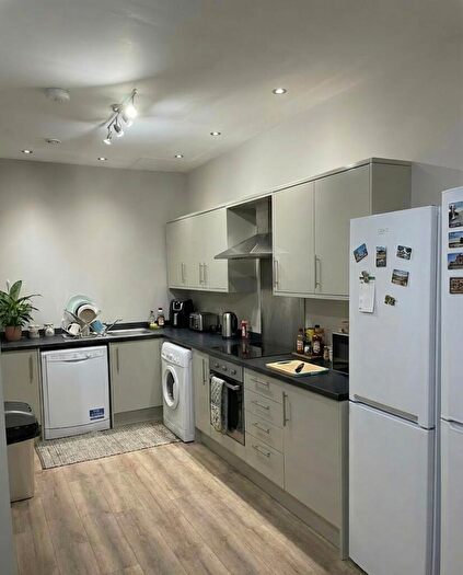 4 Bedroom Flat To Rent In Walsh Court, Bells Square, Sheffield, S1