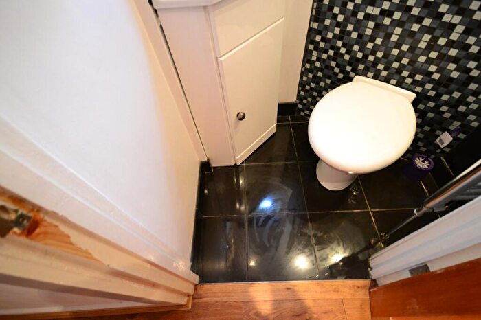 1 Bedroom Terraced House To Rent In Monson Road, London, SE14