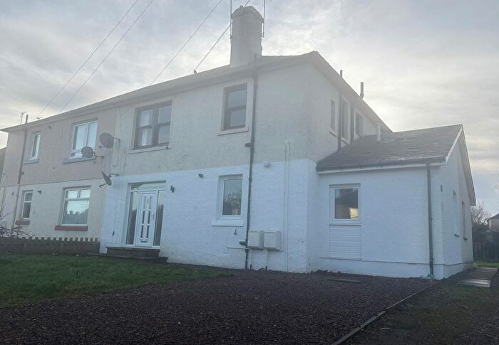 3 Bedroom Flat To Rent In Birkenside, Gorebridge, EH23