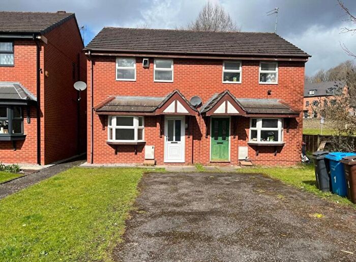 3 Bedroom Semi-Detached House To Rent In Cowling Street, Salford, M7