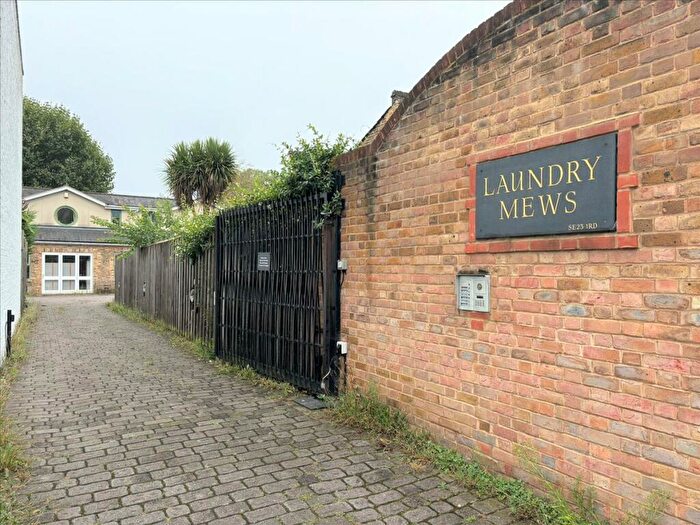 2 Bedroom House To Rent In Laundry Mews, Forest Hill, London, SE23