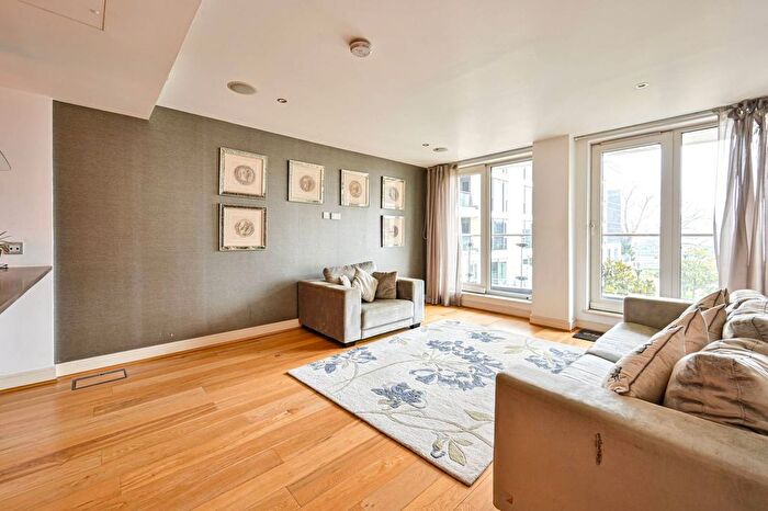 3 Bedroom Flat To Rent In Imperial Wharf, Imperial Wharf, London, SW6