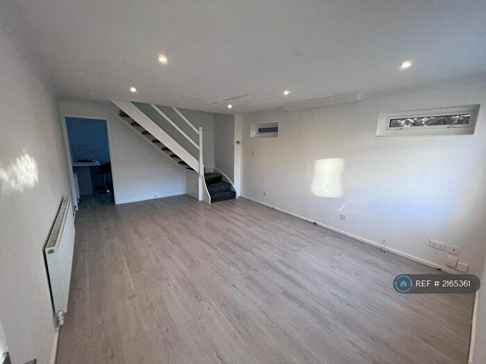 2 Bedroom End Of Terrace House To Rent In Charlton Close, Bournemouth, BH9