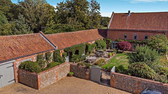 4 Bedroom Barn Conversion For Sale In South Creake, Norfolk, NR21