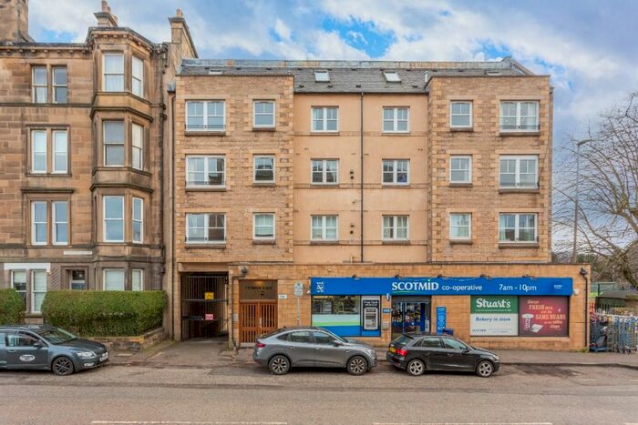 2 Bedroom Flat To Rent In Polwarth Gardens, Merchiston, Edinburgh, EH11