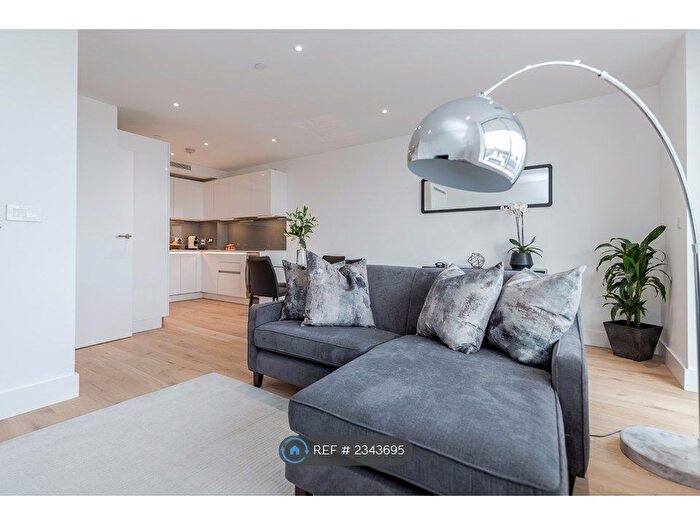 1 Bedroom Flat To Rent In Lombard Road, London, SW11