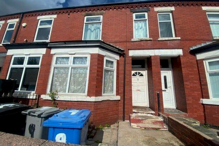 3 Bedroom End Of Terrace House To Rent In Milner Street, Manchester, M16