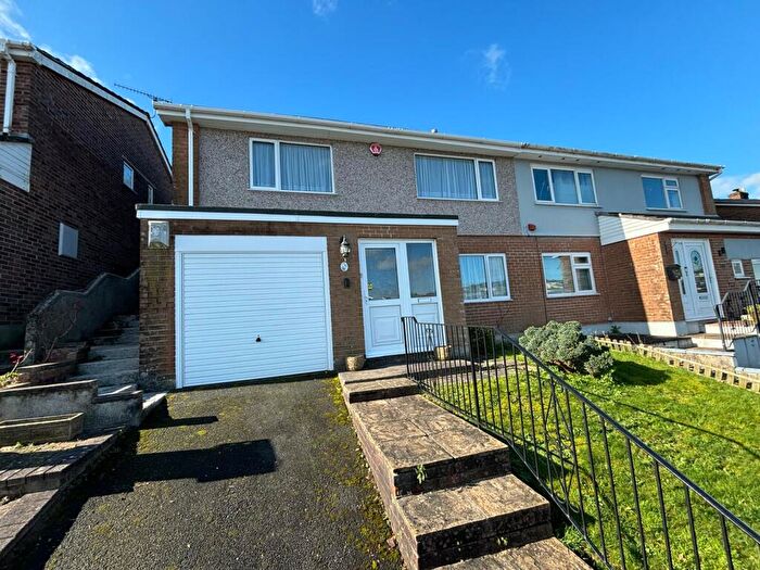 2 Bedroom House To Rent In Erlstoke Close, PL6