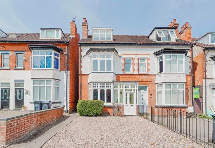4 Bedroom Semi Detached House For Sale In Alcester Road South, Kings Heath, Birmingham, B14