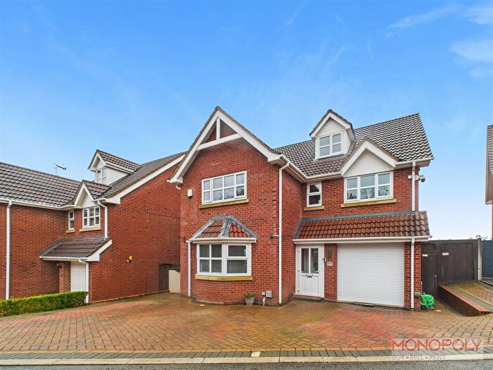 5 Bedroom Detached House For Sale In Lakefield Court, Gwersyllt, Wrexham, LL11