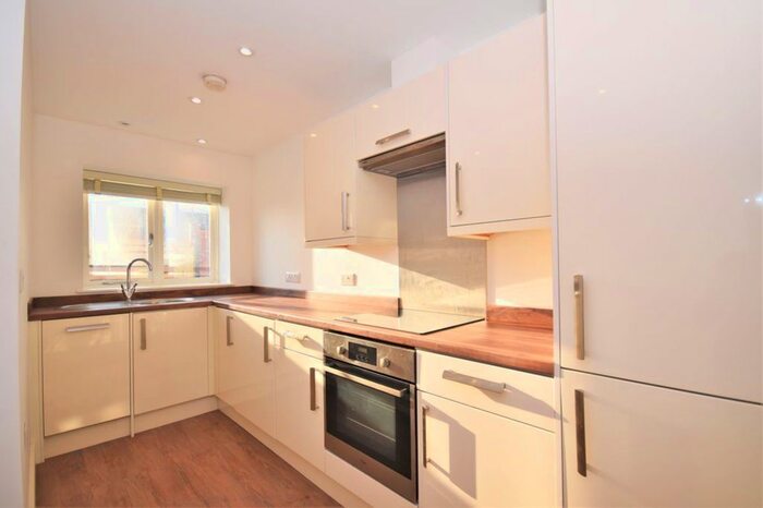 2 Bedroom Flat To Rent In Cross Street, Saffron Walden, CB10