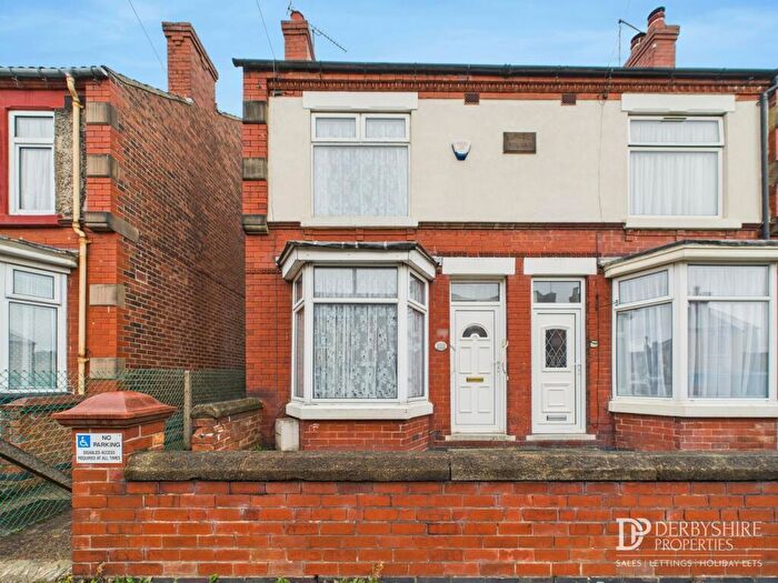 2 Bedroom Semi-Detached House For Sale In Ellesmere Avenue, Alfreton, DE55