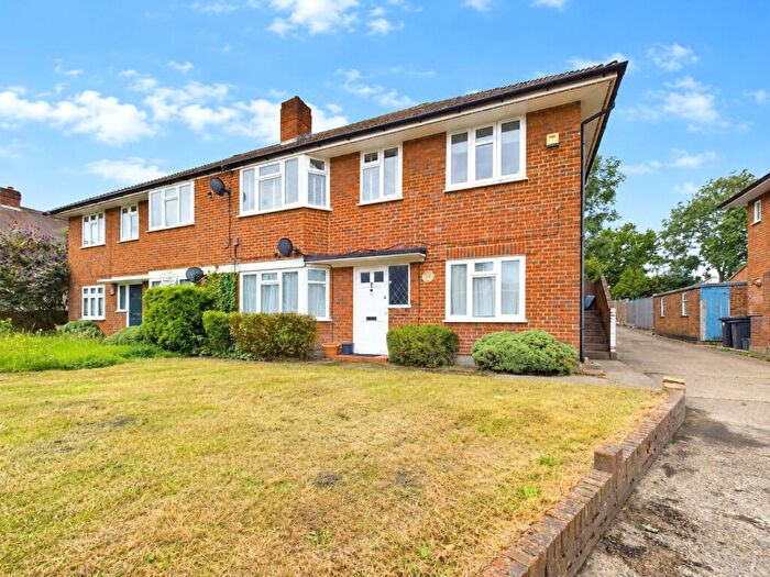 2 Bedroom Maisonette For Sale In Links Way, Beckenham, BR3