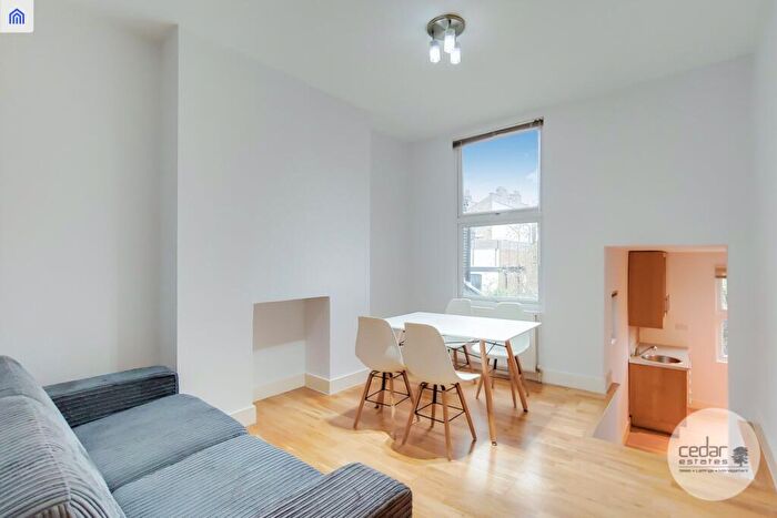 2 Bedroom Flat To Rent In Cotleigh Road, West Hampstead, NW6