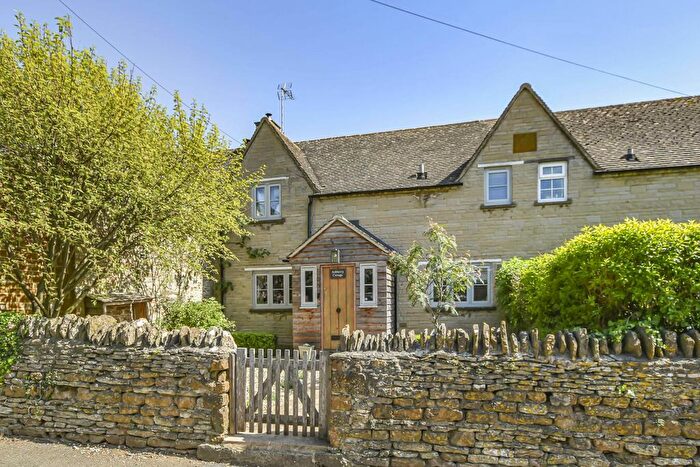 4 Bedroom Property For Sale In Duns Tew, Bicester, OX25