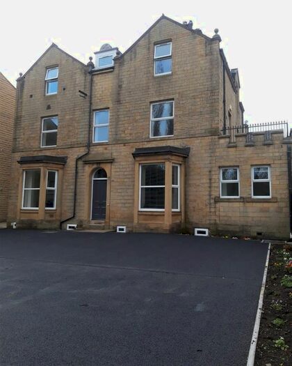 2 Bedroom Flat To Rent In Sorren House, Sowerby New Road, Sowerby Bridge HX6