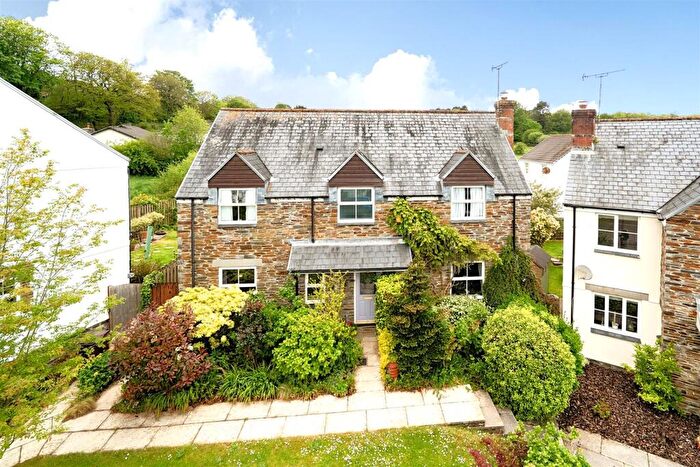 4 Bedroom Detached House For Sale In Clann Meadows, Lanivet, PL30
