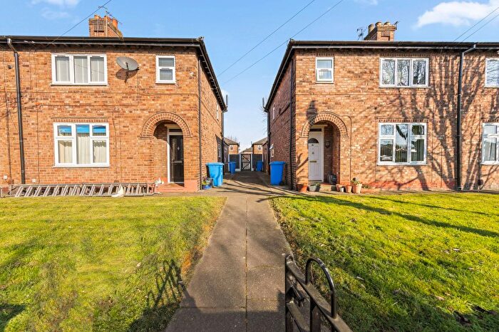 1 Bedroom Flat For Sale In Budworth Avenue, Warrington, WA4
